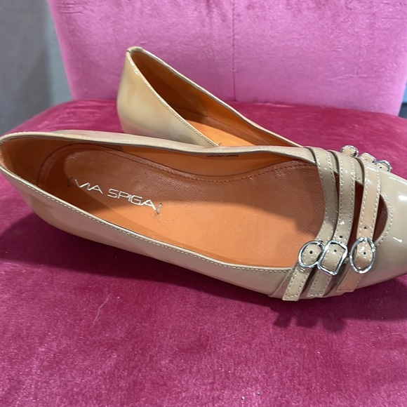 Via Spiga nude patent flats - Picture 2 of 3